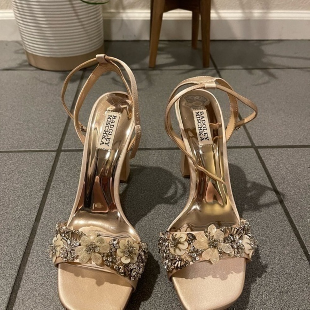 Badgley Mischka Teeny Ankle Strap Sandal NEW